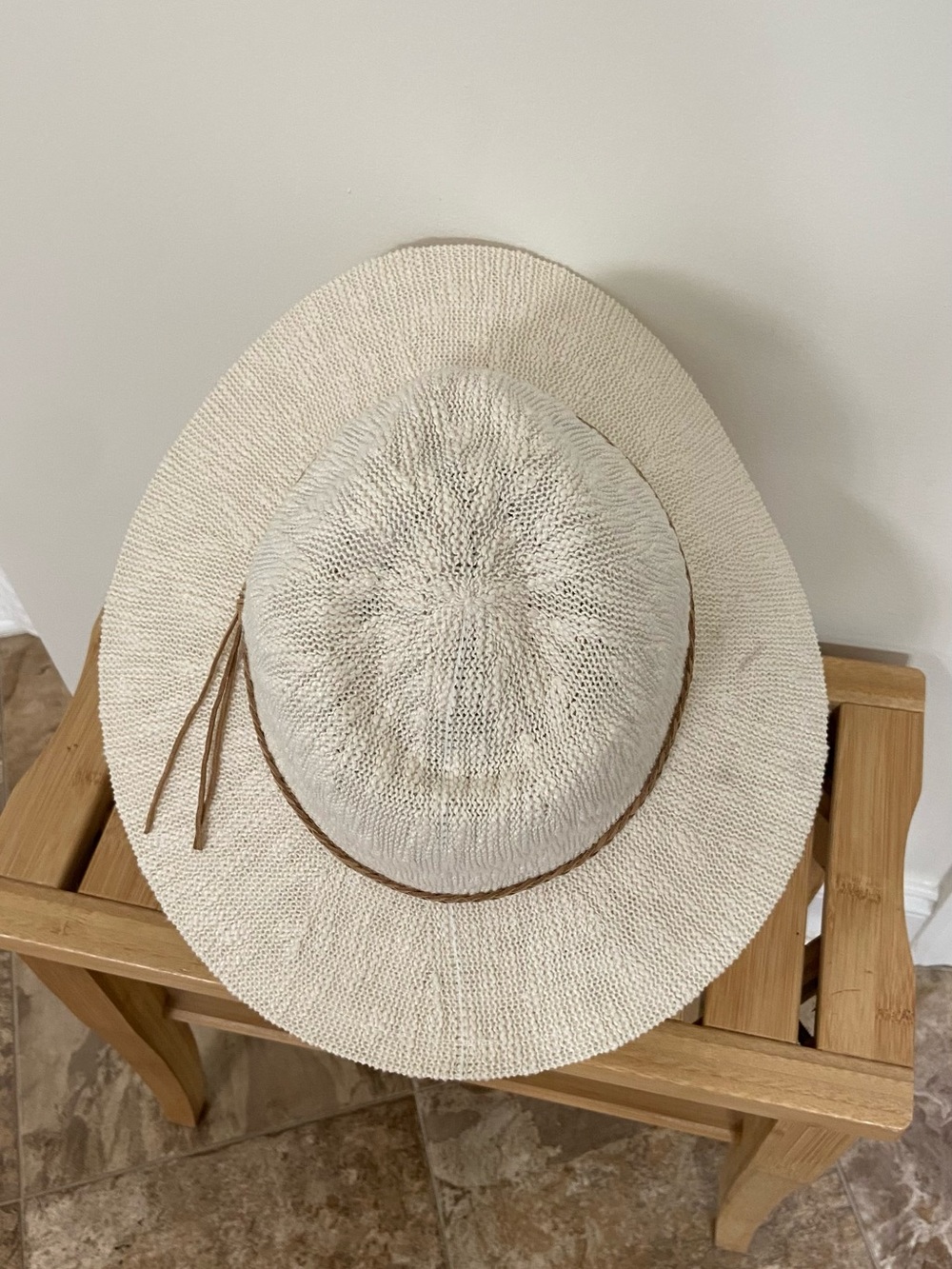 Free People Cream Straw Fedora with Tan Band - Picture 3 of 8